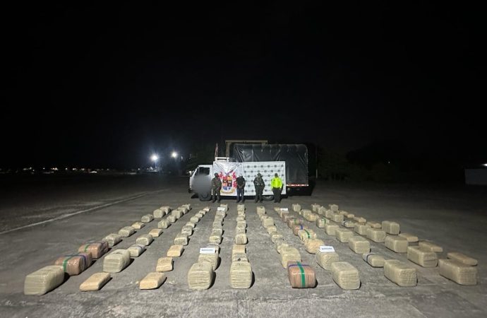 Contundente golpe al narcotráfico en carreteras del Huila
