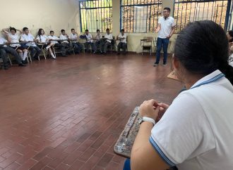 Desafíos y sacrificios que enfrentan los docentes para sembrar esperanza en los territorios