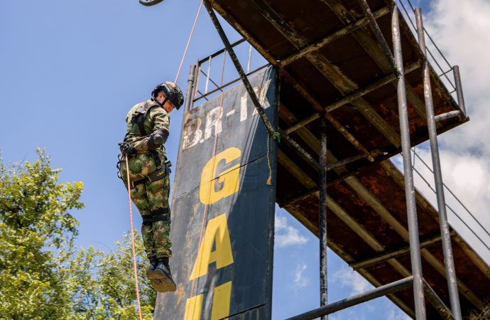 Celebran 214 años del Ejército Nacional