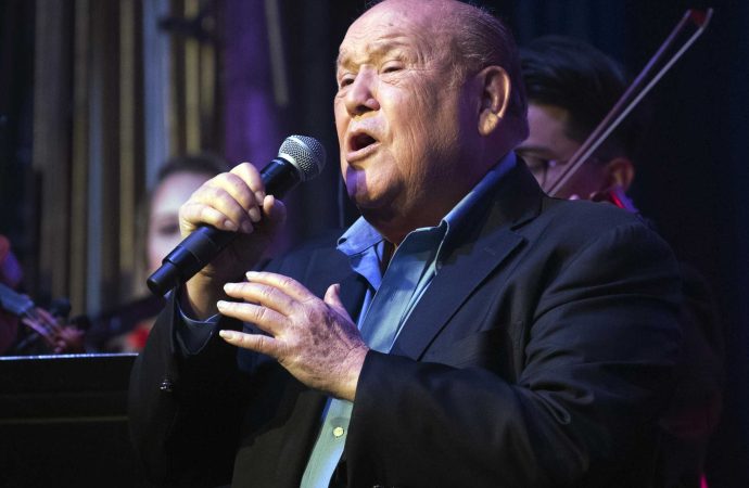 Adiós Leo Dan, ícono de la música latinoamericana