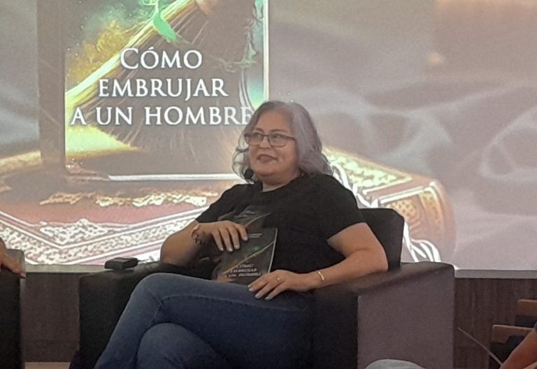 Amor, Sexo y Respeto en conversatorio sobre «Cómo embrujar a un hombre»