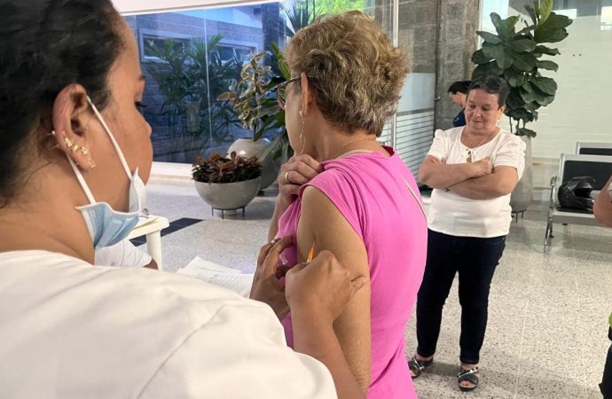 Por fiestas del San Pedro, intensifican vacunación contra fiebre amarilla en Neiva
