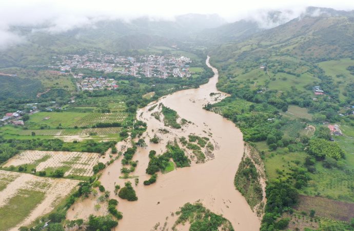 Graves emergencias por ola invernal en el Huila