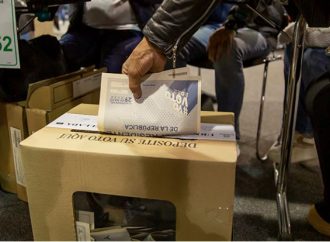 Acuerdan trabajar para blindar elecciones de 2026