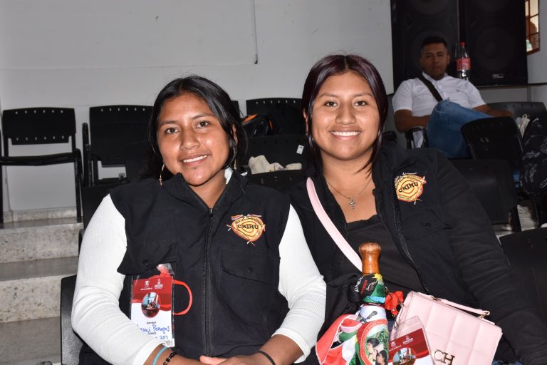 Capacitan a Cuidanderos Indígenas en Huila