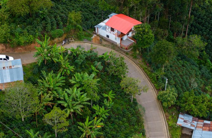 Entregan placa huella en San Agustín