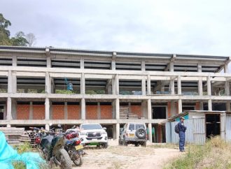 Construyen Institución Educativa Las Juntas en Santa María
