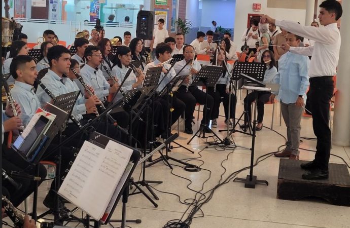 Suena la Banda Sinfónica Juvenil del Huila