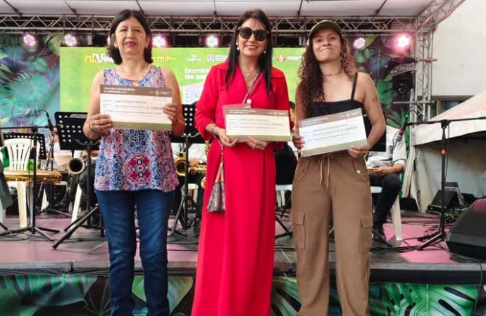 Homenaje a la producción literaria huilense
