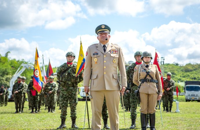 Coronel César Augusto Suárez asume comando de la Novena Brigada