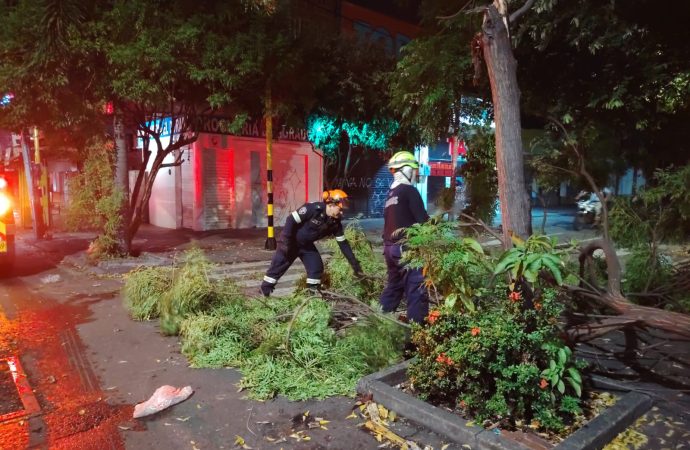 Por borrasca y lluvias, fuerte emergencia en Neiva
