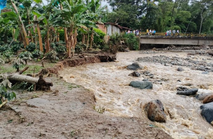 Municipios en jaque por lluvias y variabilidad climática