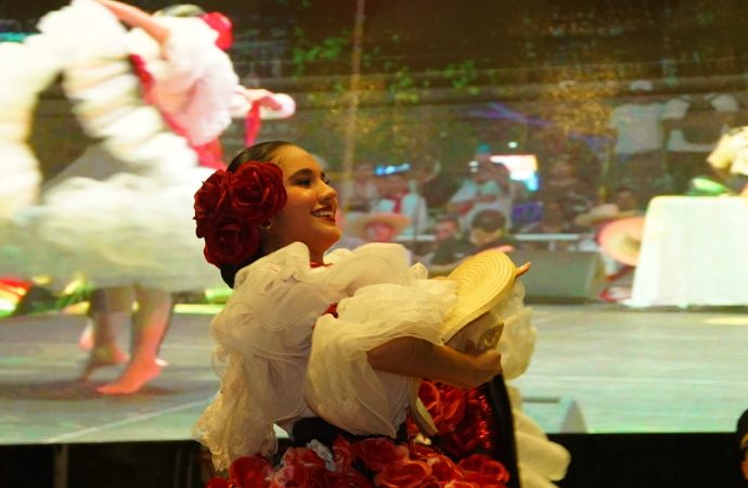 Vibran los corazones en torno a  fiestas sampedrinas