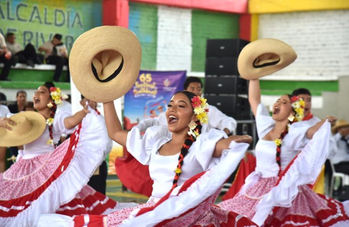 En Rivera, tradiciones culturales y talento artístico huilense