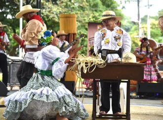 Despliegue de alegría, talento y tradición en La Plata