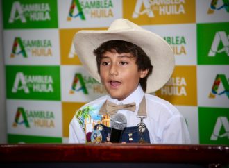 Exaltan al pequeño embajador de la caficultura huilense