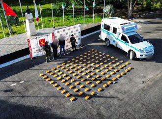 Incautan 207 kilos de cocaína en una ambulancia