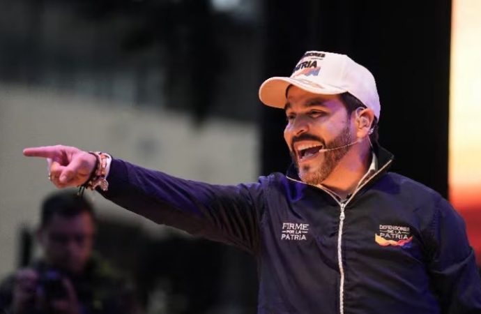 Abelardo de la Espriella gana en reñida segunda vuelta presidencial