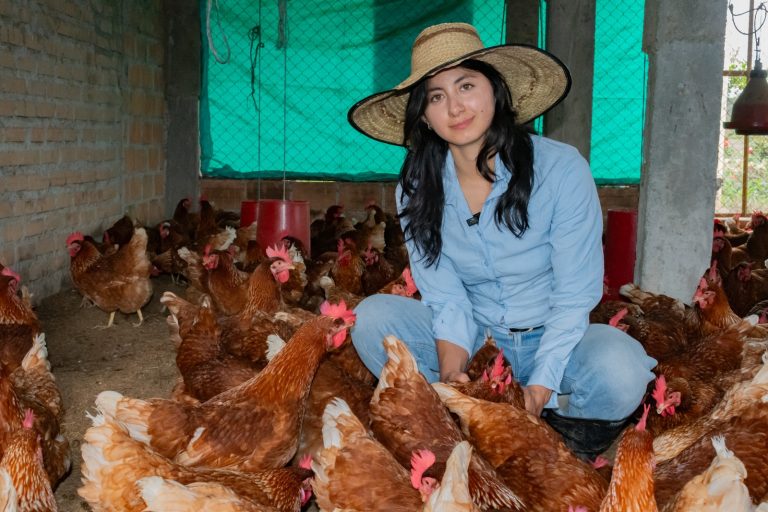 En Isnos, jóvenes rurales contribuyen a la seguridad alimentaria