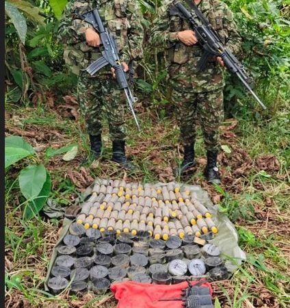 Destruyen depósito con 50 minas antipersonal de la Segunda Marquetalia