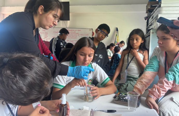 Colombia en las Pruebas PISA 2025: alerta por el uso de la Inteligencia Artificial