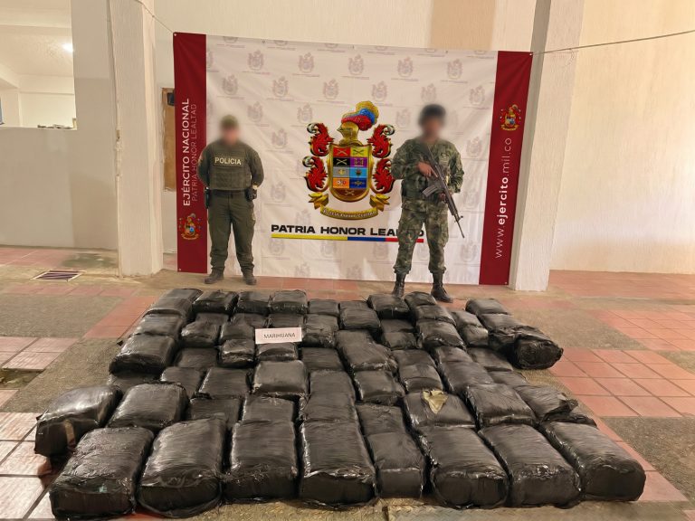 Incautan 250 kilogramos de marihuana en Algeciras
